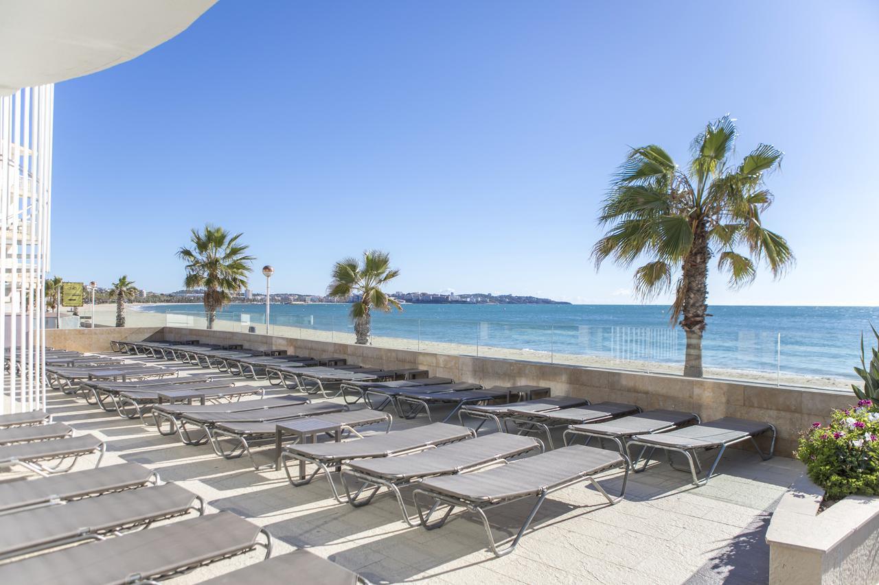 Apartamentos Turisticos Augustus カンブリルス エクステリア 写真