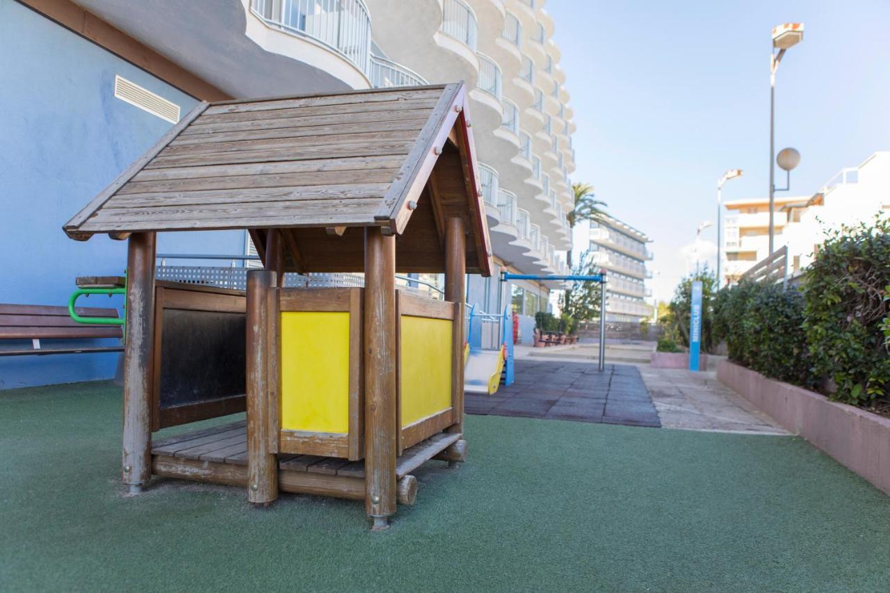 Apartamentos Turisticos Augustus カンブリルス エクステリア 写真